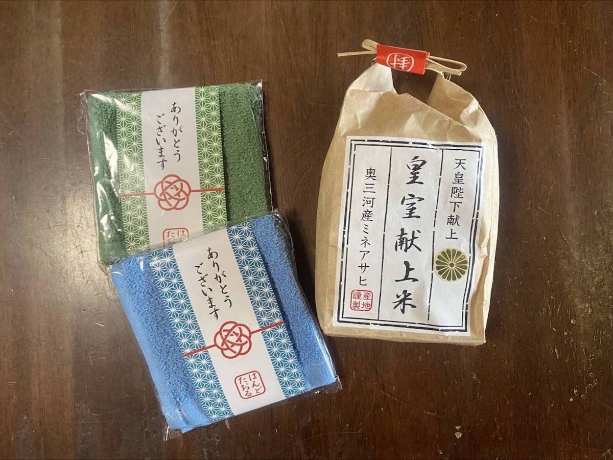 お土産などのマルシェ